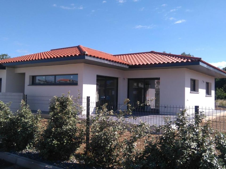 Villa i Saint-Jean-Lasseille, Pyrenees-Orientales - foto 1