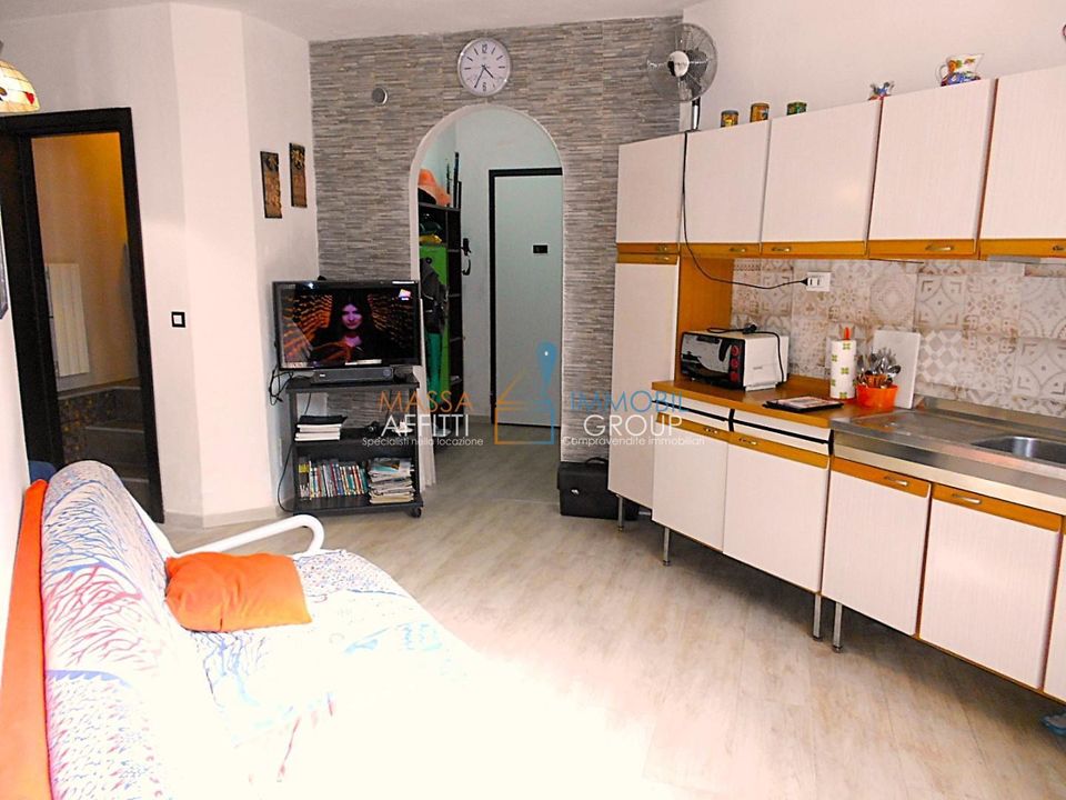 Lejlighed i Carrara, Massa and Carrara - foto 1