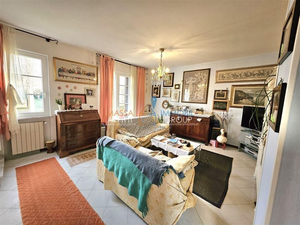 Byhus i Massa, Massa and Carrara - foto 3