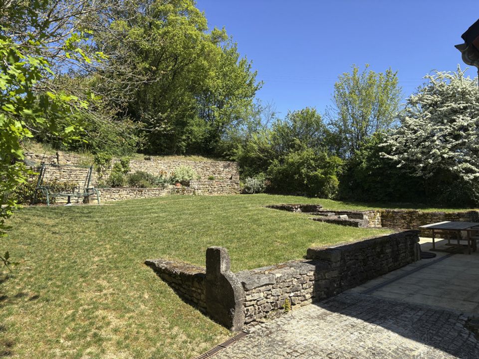 Landejendom i Semur-en-Auxois, Cote-d'Or - foto 5