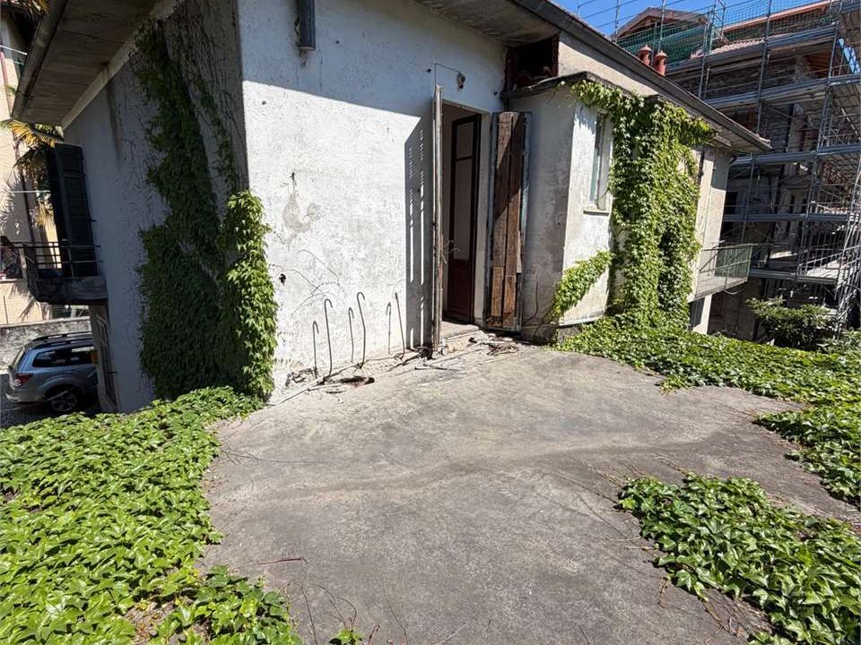Erhvervsejendom i Verbania, Verbano Cusio Ossola - foto 2