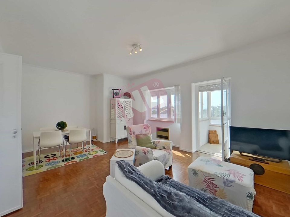 Apartment in Oeiras, Lisbon - photo 1
