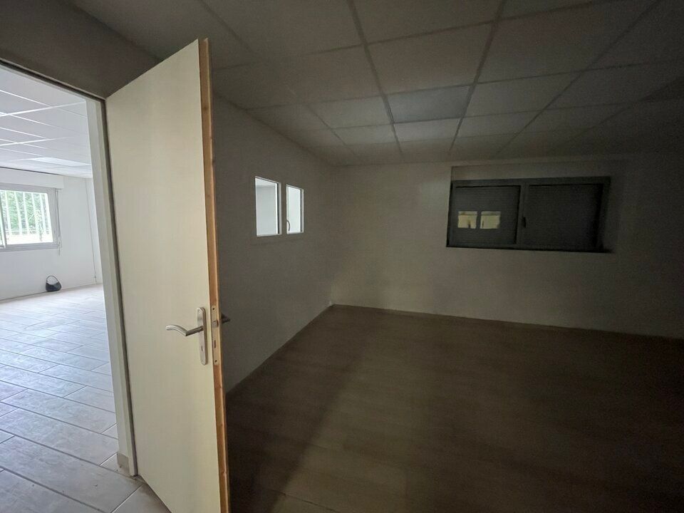 Propiedad comercial en Caudan, Morbihan - foto 3