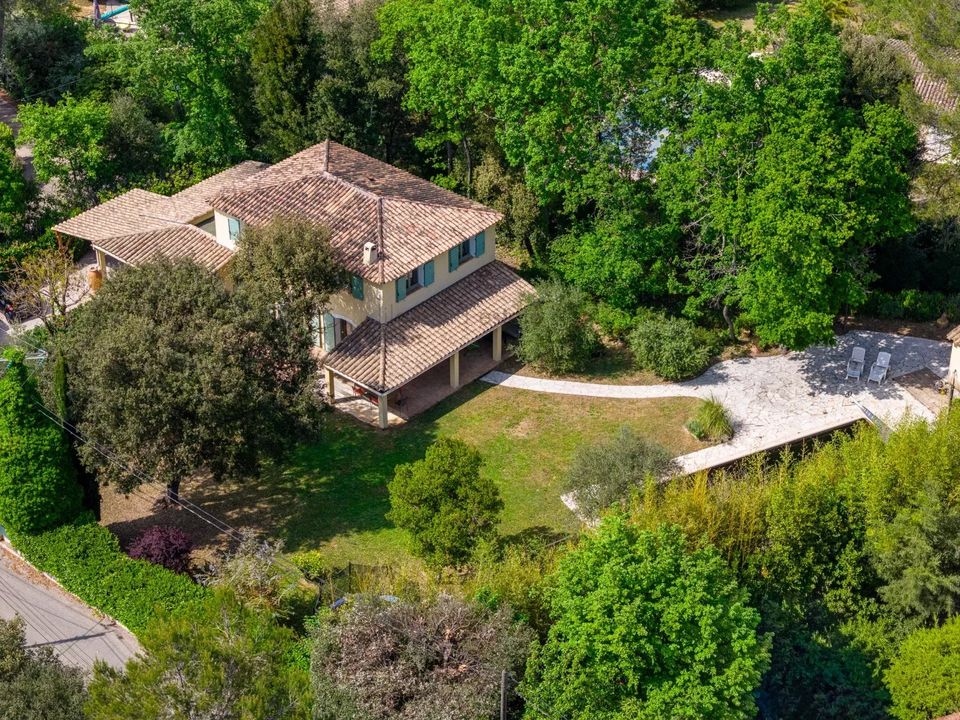 Villa i Valbonne, Alpes-Maritimes - foto 1