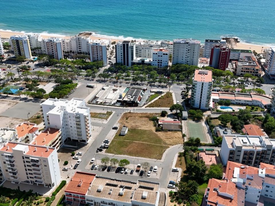 Helårsgrund i Quarteira, Faro - foto 1