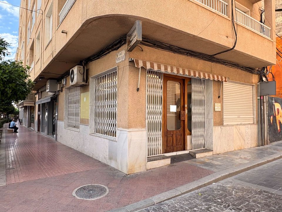 Erhvervsejendom i Callosa De Segura, Alicante - foto 1