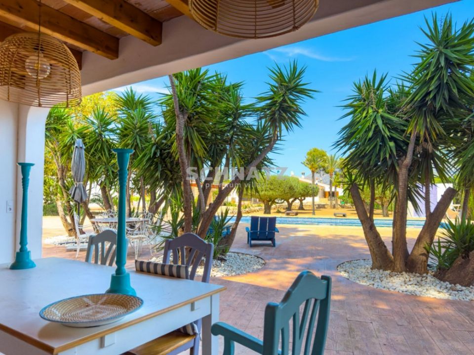 Villa i Alfaz del Pi, Alicante - foto 1