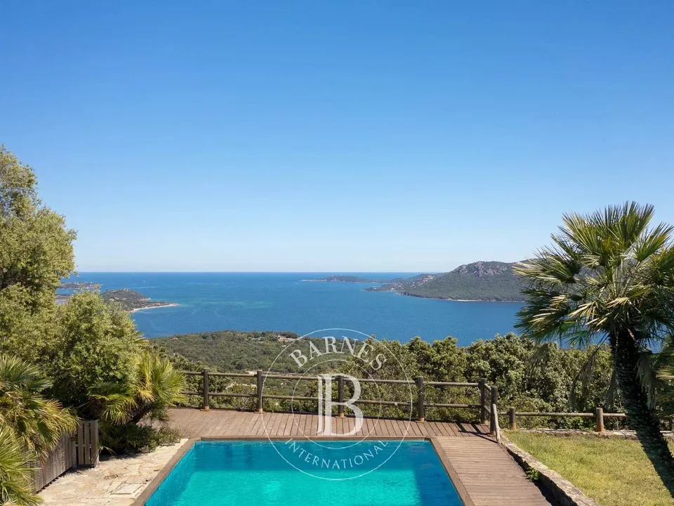 Villa i Porto-Vecchio, Corse-du-Sud - foto 1