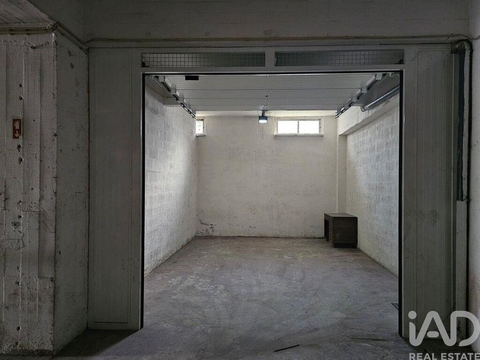 Garage i Albufeira, Faro - foto 1