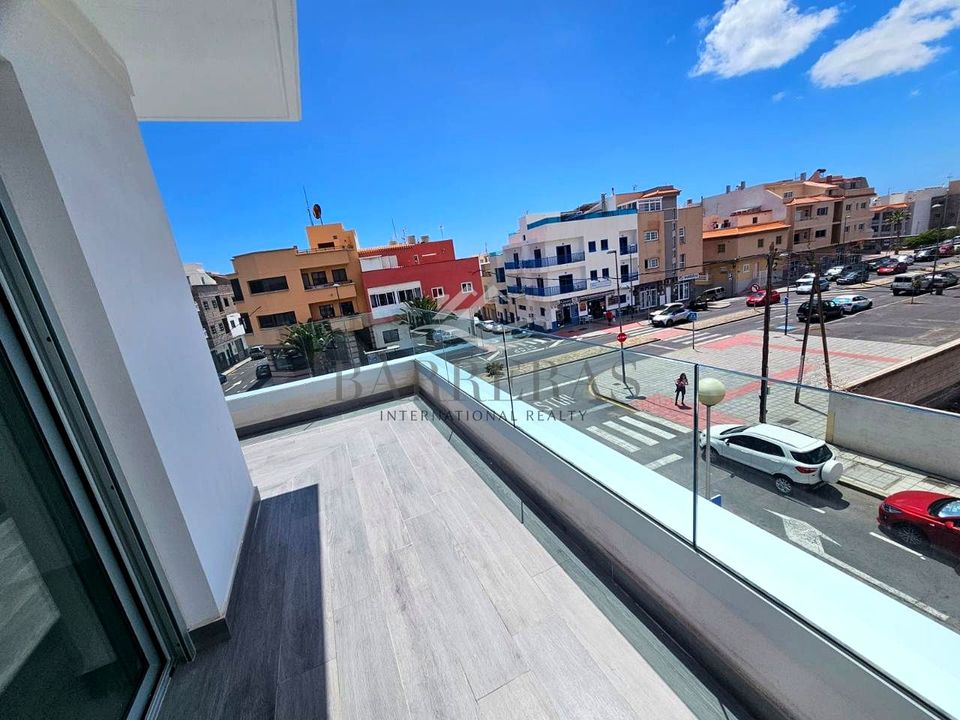 Lejlighed i Los Abrigos, Tenerife - foto 1