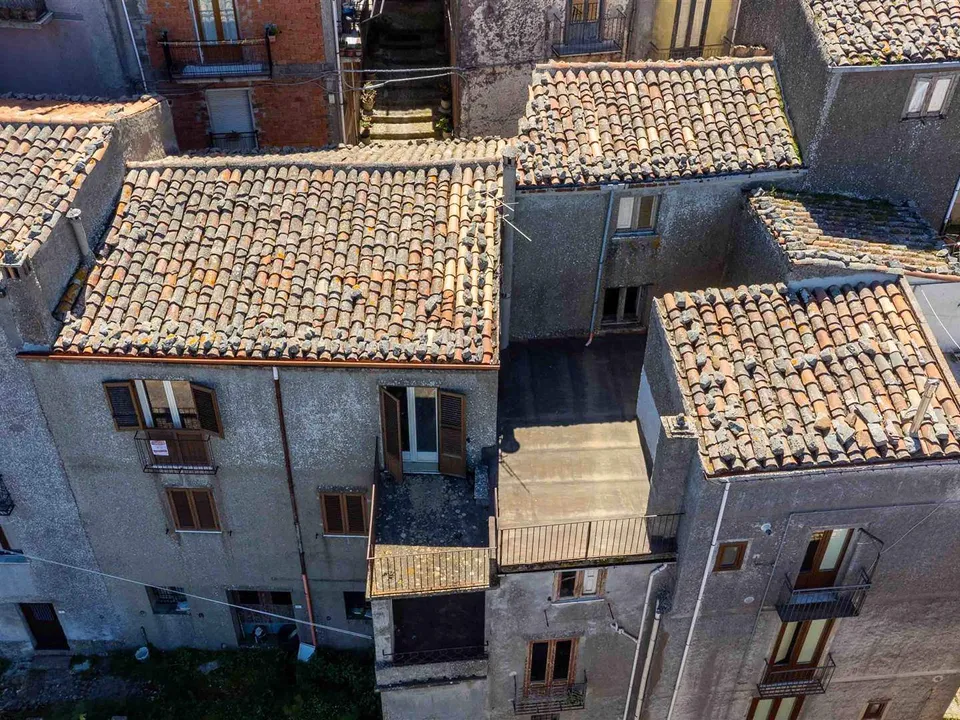 Villa i San Mauro Castelverde, Palermo - bilde 1