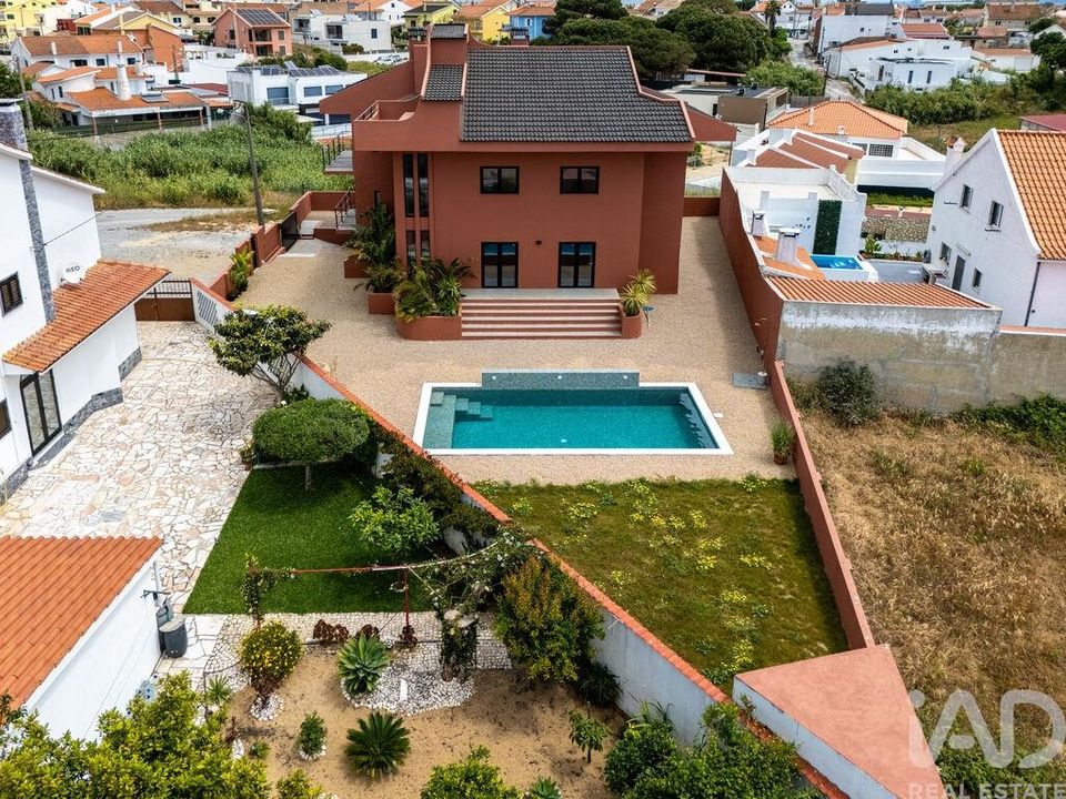 Byhus i Almada, Setubal - foto 2