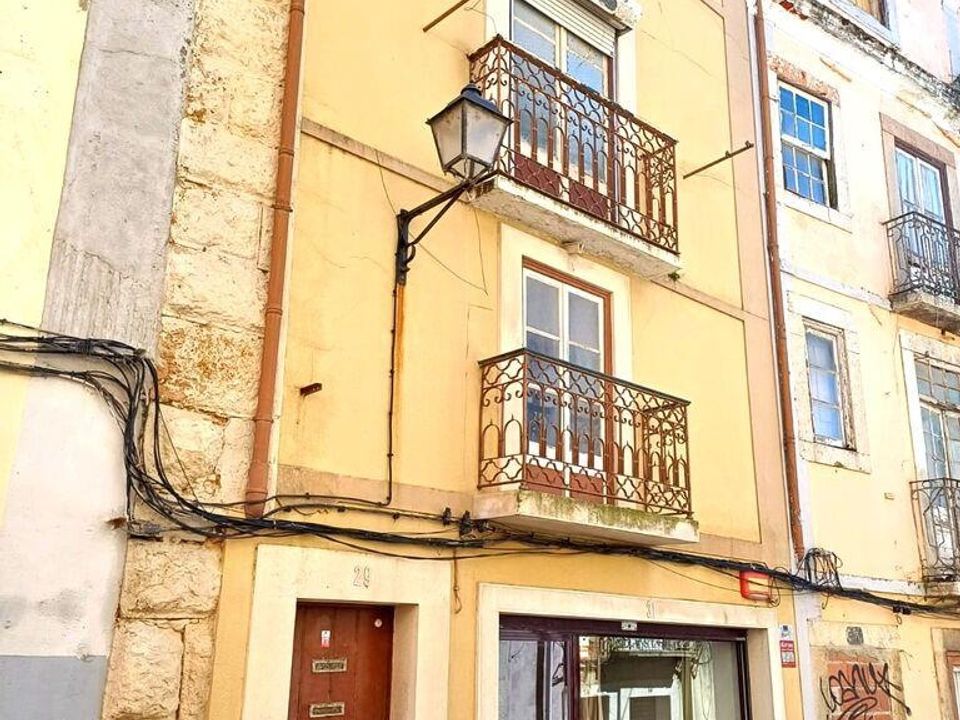 Commercial property in Setubal, Setubal - photo 2
