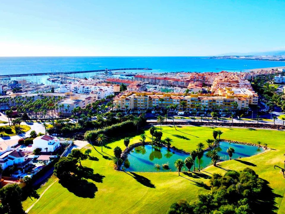 Lejlighed i Almerimar, Almeria - foto 1