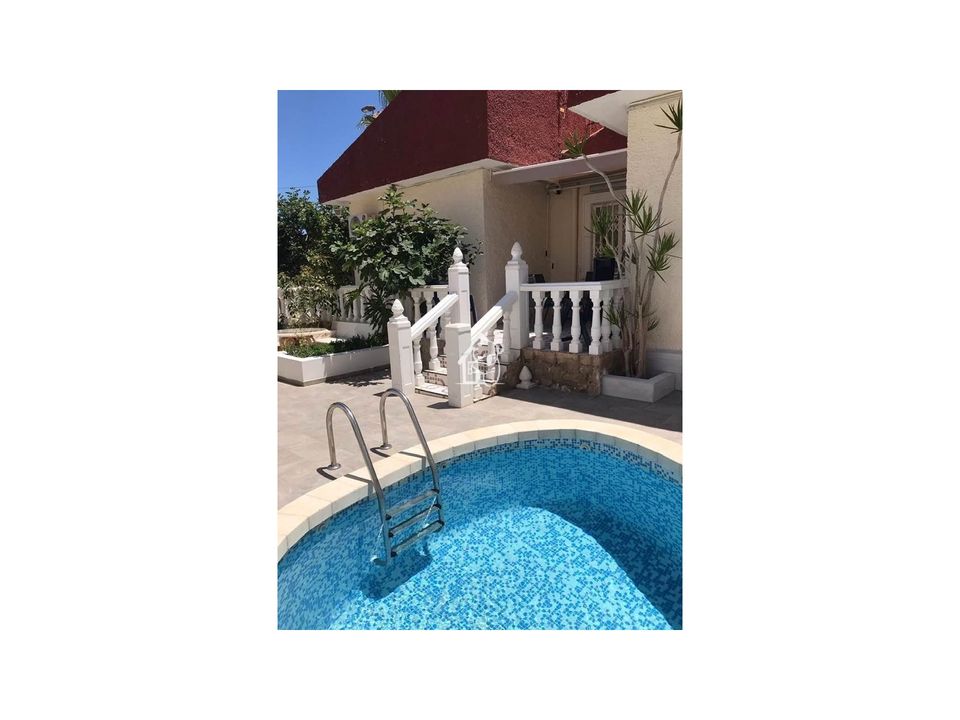 Villa a Torrevieja, Alicante - foto 1