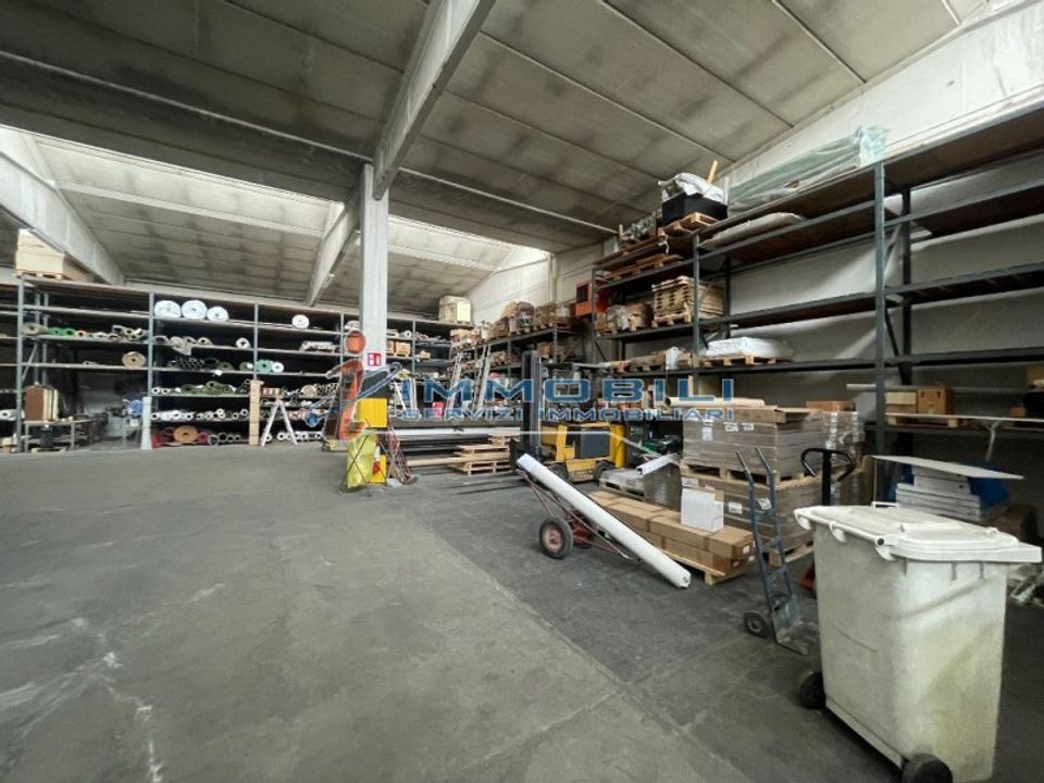 Erhvervsejendom i Cinisello Balsamo, Milan - foto 1