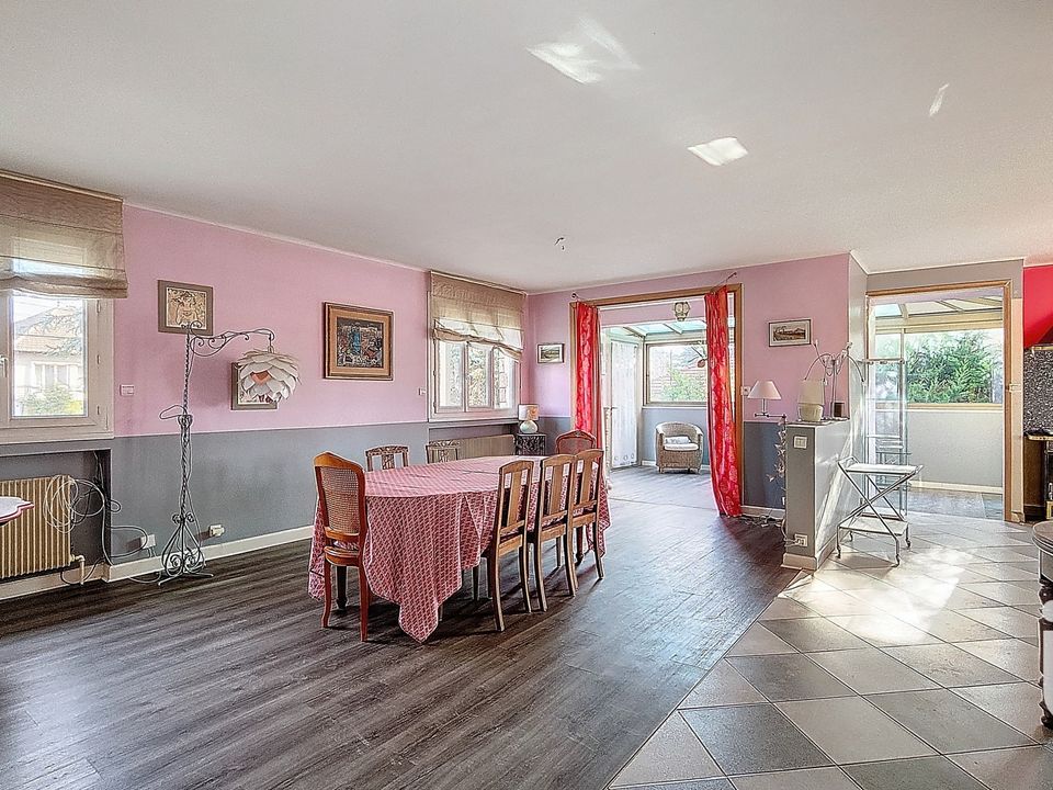 Villa i Saint-Genis-Laval, Rhone - bilde 4