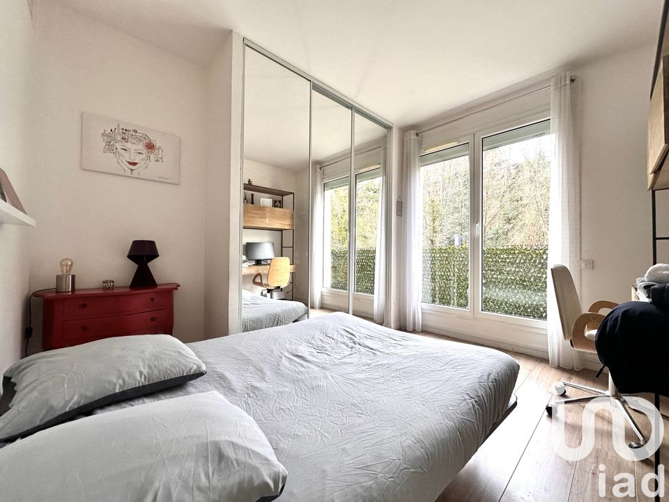 Leilighet i Suresnes, Hauts-de-Seine - bilde 1