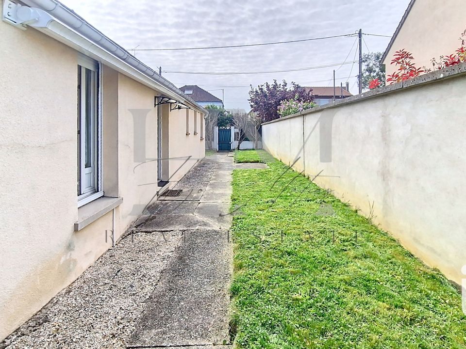 Villa i Pontault-Combault, Seine-et-Marne - foto 2