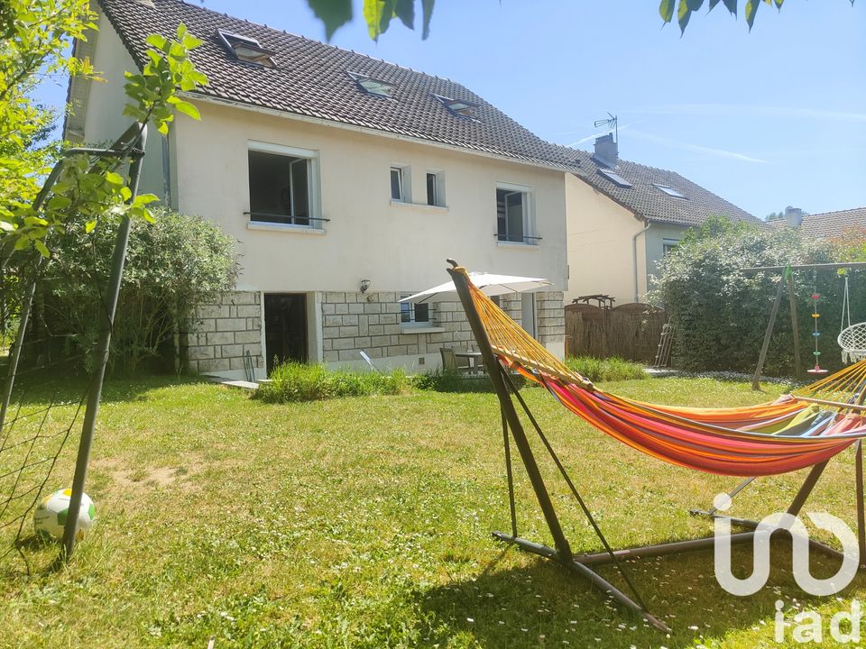 Villa i Saint-Arnoult-en-Yvelines, Yvelines - foto 1
