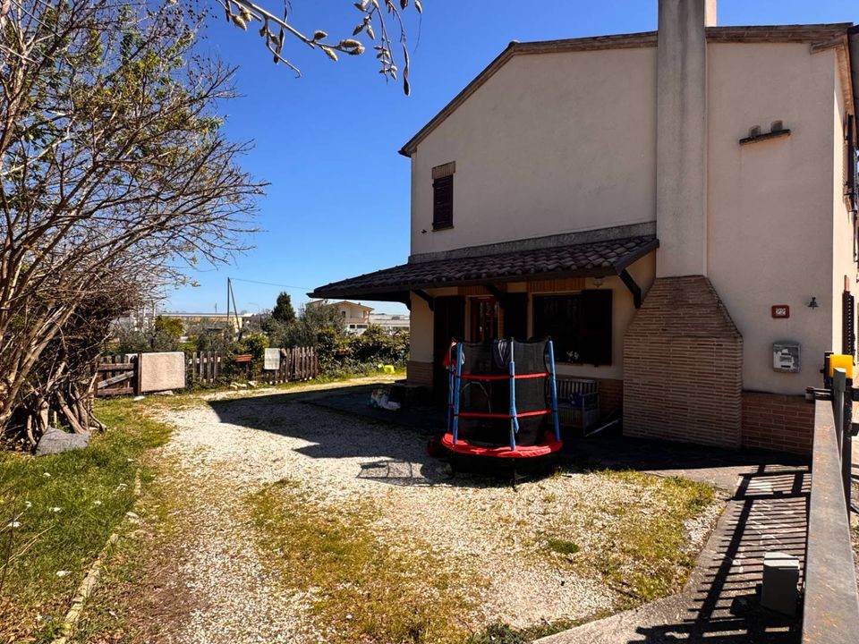 Villa i Montegiorgio, Fermo - foto 3