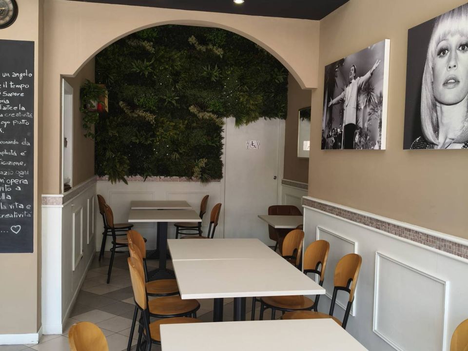 Propiedad comercial en Saronno, Varese - foto 4