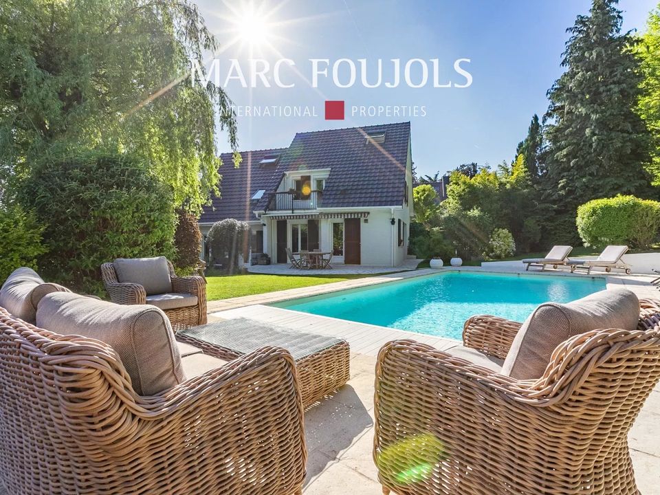 Villa i Saint-Witz, Val-d'Oise - bilde 1