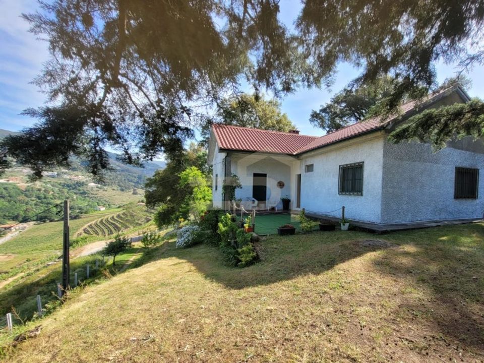 Villa i Loivos da Ribeira e Tresouras, Porto - foto 1