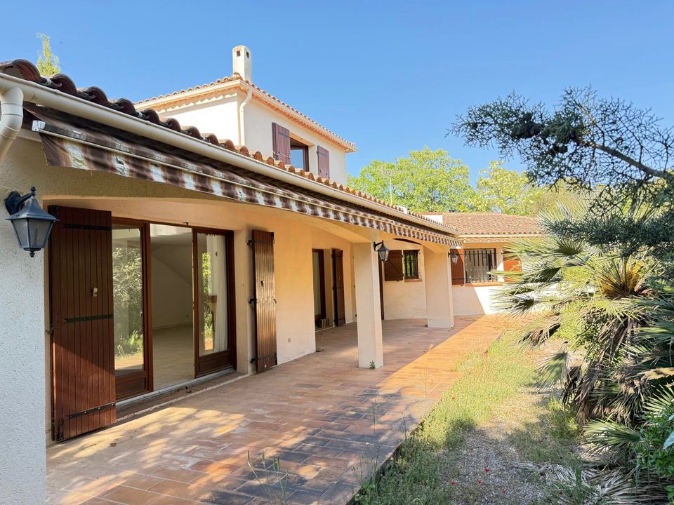 Villa i Sainte-Anastasie-sur-Issole, Var - foto 1