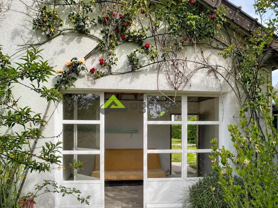 Village house in Saint-Médard-la-Rochette, Creuse - photo 1