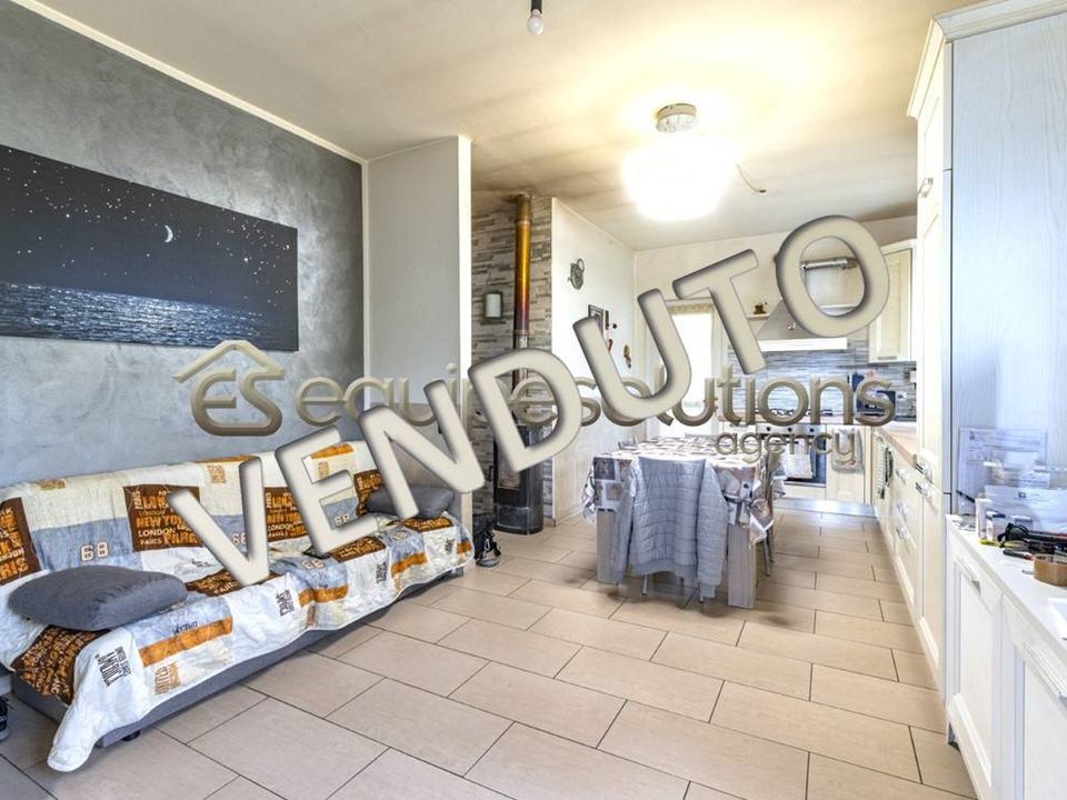 Lejlighed i Alzano Lombardo, Bergamo - foto 1