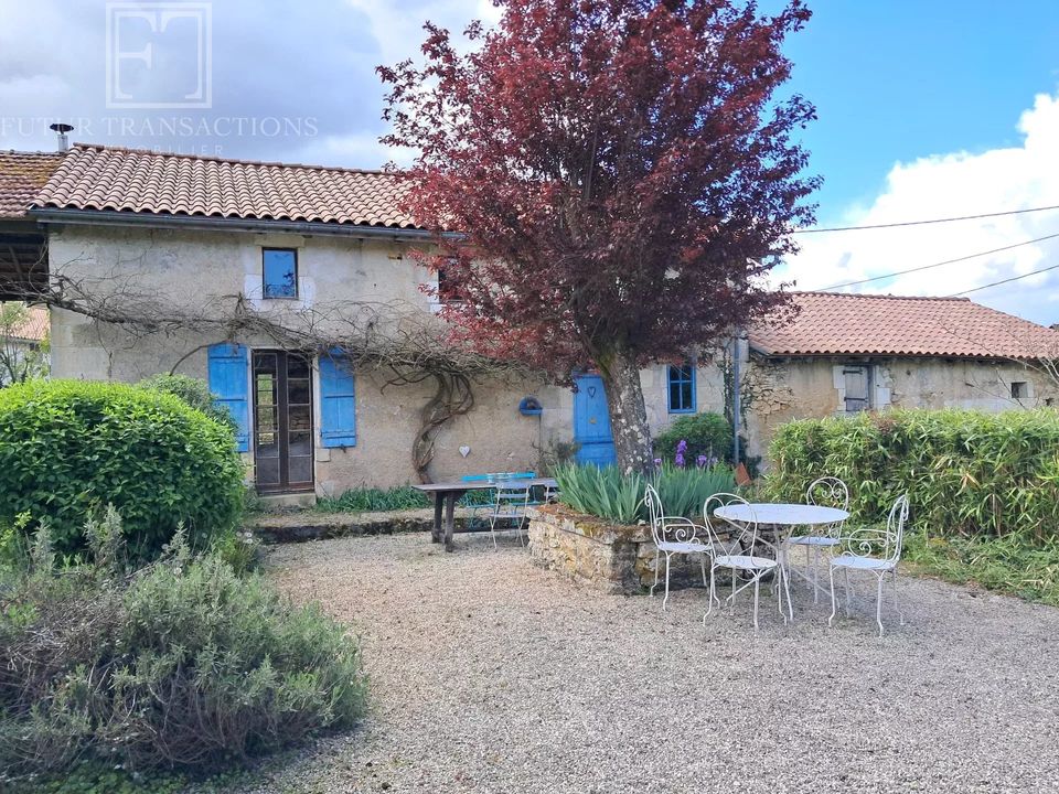 Villa i Saint-Front-la-Riviere, Dordogne - foto 1