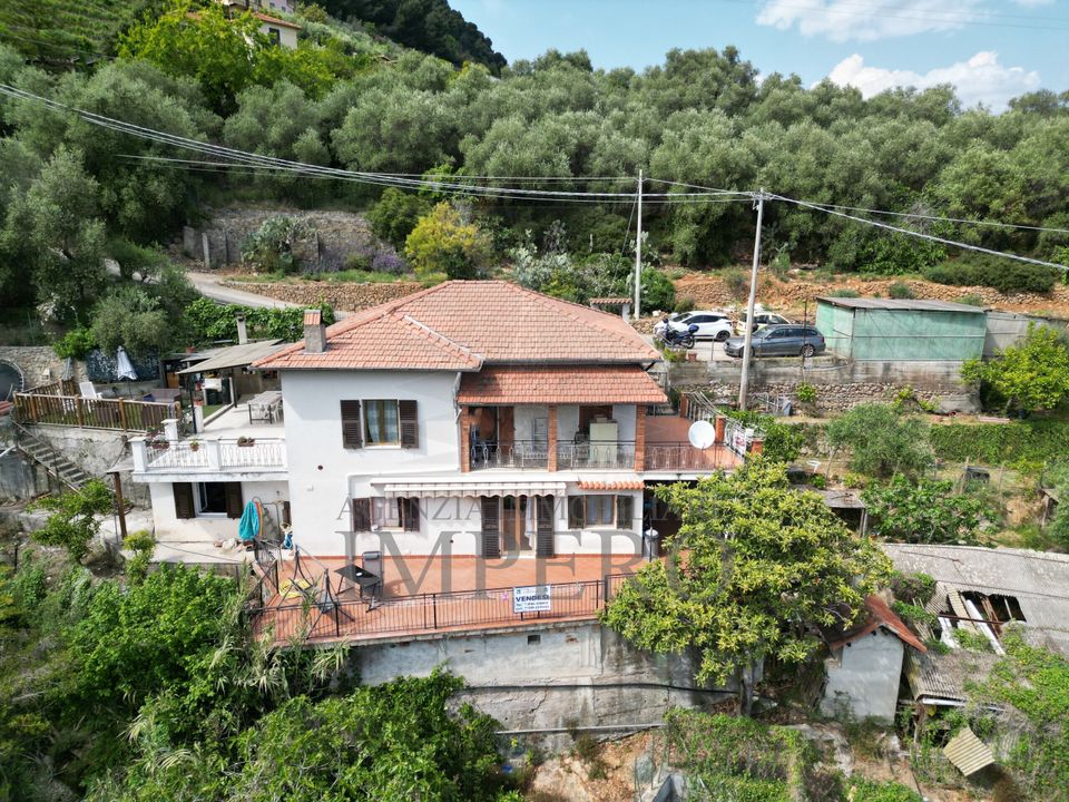 Villa i Ventimiglia, Imperia - foto 1