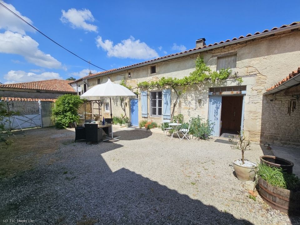 Villa i Villefagnan, Charente - foto 1