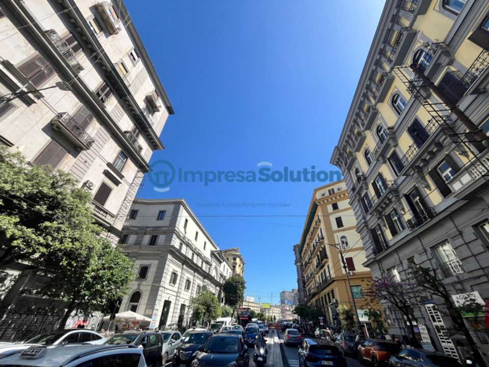 Erhvervsejendom i Naples, Naples - foto 3