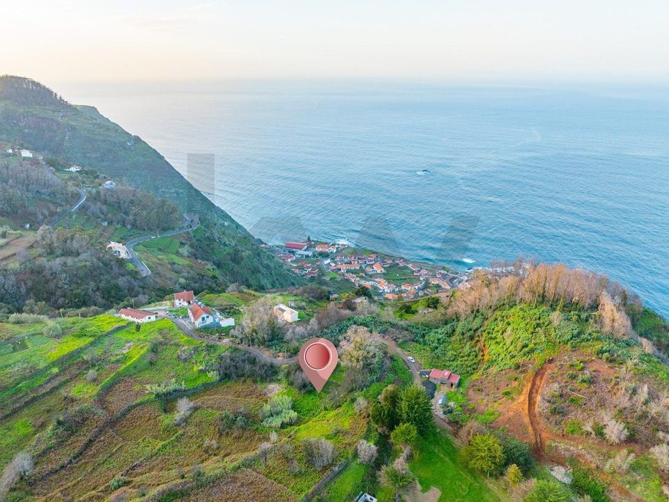 Helårsgrund i Porto Moniz, Madeira - foto 1
