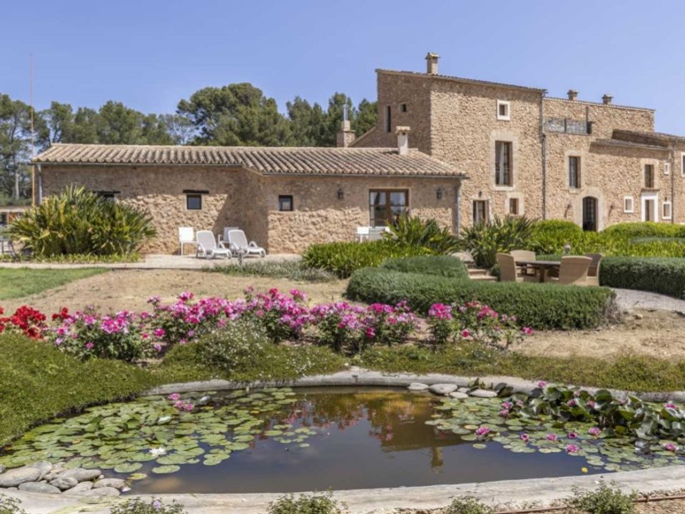 Landejendom i Santa Maria Del Cami, Mallorca - foto 1