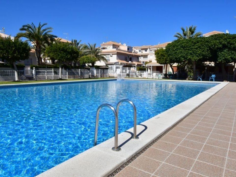 Bungalow i Orihuela Costa, Alicante - foto 1
