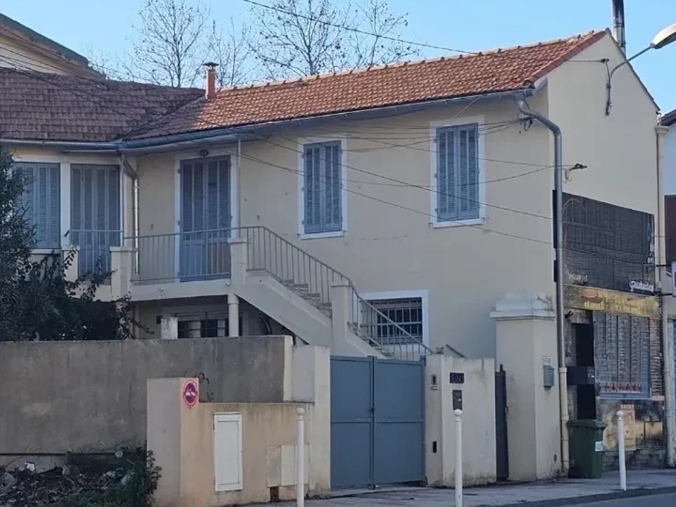 Erhvervsejendom i Toulon, Var - foto 2