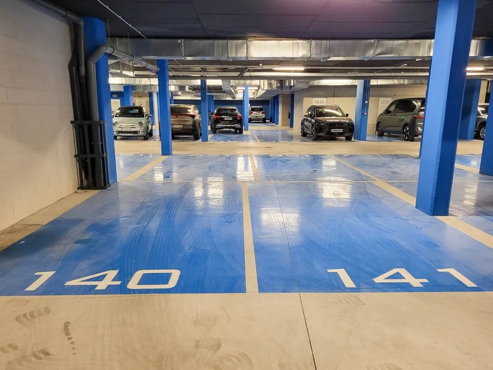 Garage i Fuengirola, Malaga - foto 1