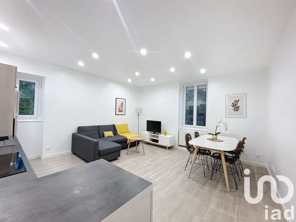 Apartment in Amplepuis, Rhone - photo 1
