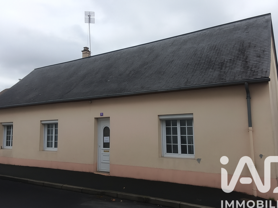 Byhus i La Suze-sur-Sarthe, Sarthe - foto 1