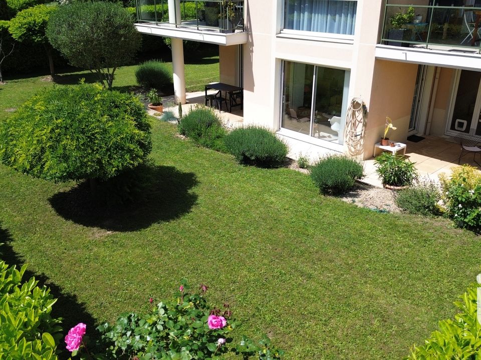 Lejlighed i Écully, Rhone - foto 1