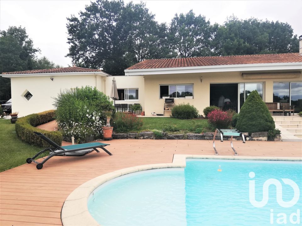 Villa em Marsac-sur-lIsle, Dordogne - foto 1