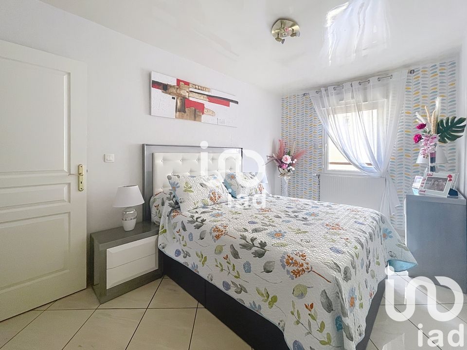 Villa i Lagny-sur-Marne, Seine-et-Marne - foto 1