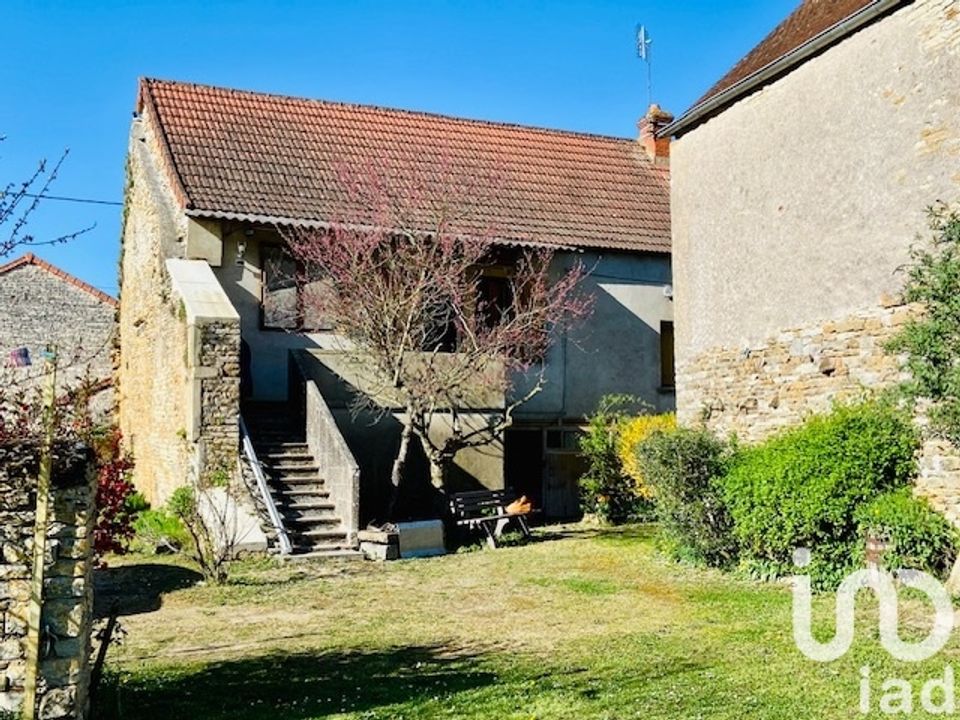 Landsbyhus i Salornay-sur-Guye, Saone-et-Loire - foto 3