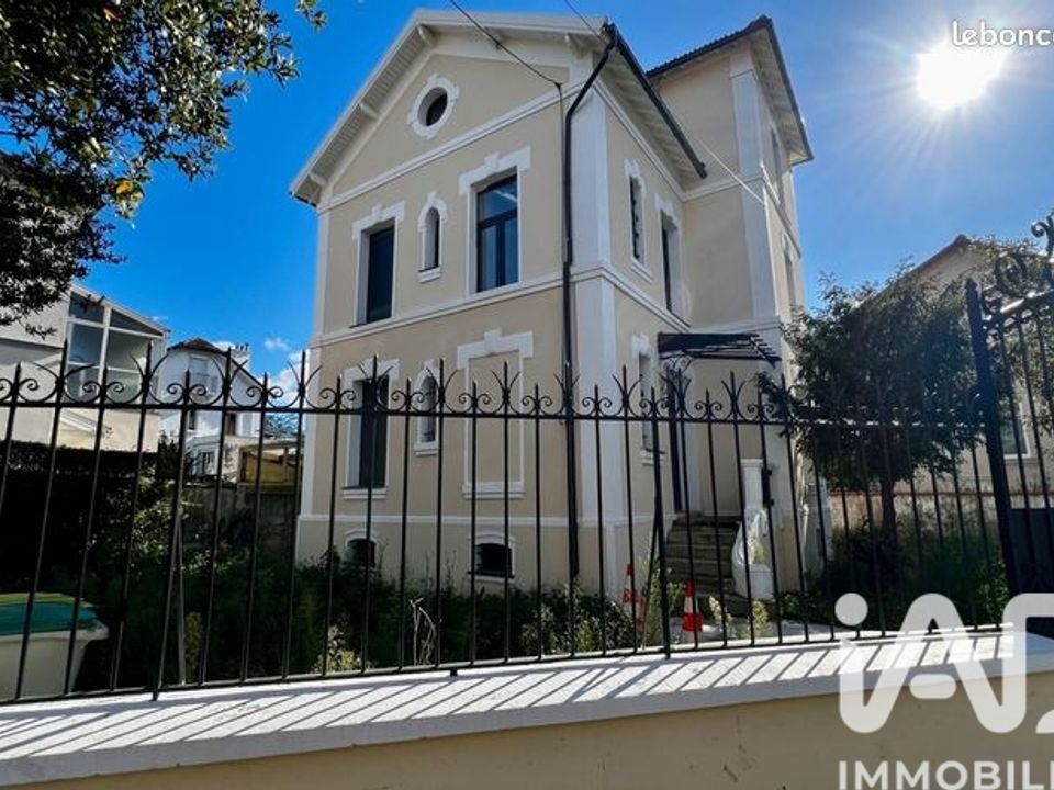 Villa i Gagny, Seine-Saint-Denis - foto 1