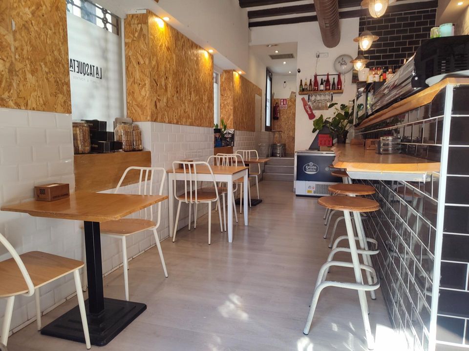 Erhvervsejendom i Caldes De Montbui, Barcelona - foto 2