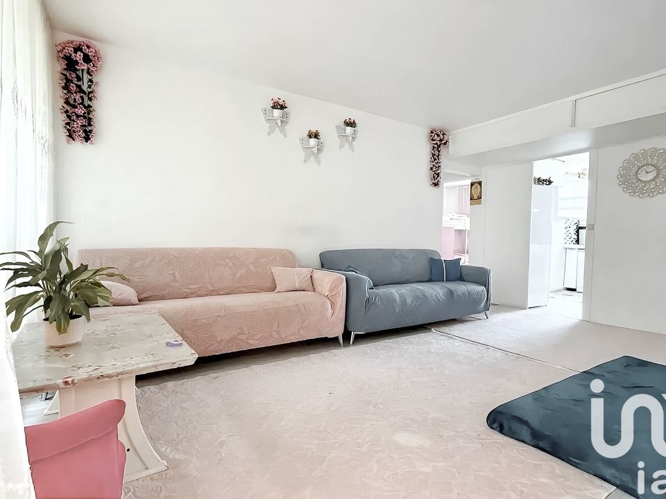 Lejlighed i Clichy-sous-Bois, Seine-Saint-Denis - foto 3
