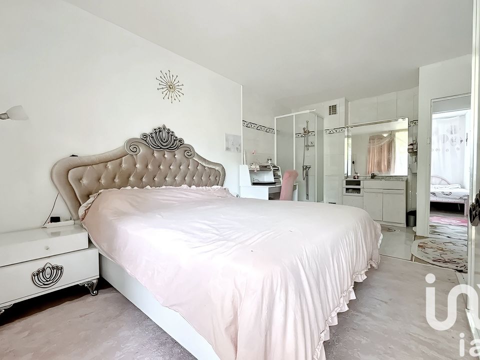 Lejlighed i Clichy-sous-Bois, Seine-Saint-Denis - foto 5